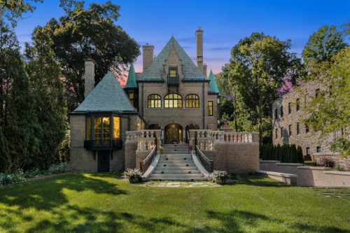 GLM-Exterior-Lake-Side